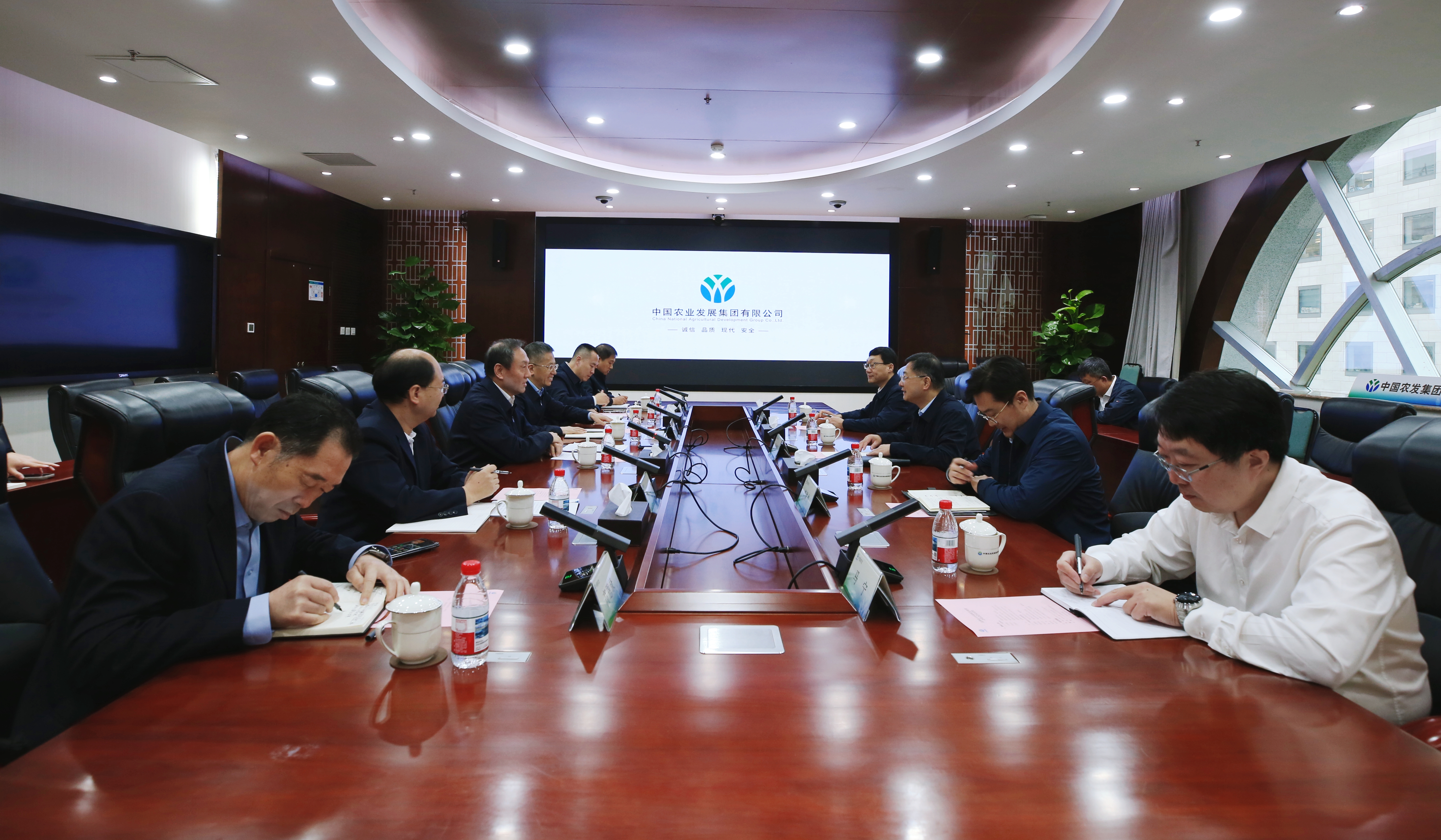 孔繁新会见淄博市委书记马晓磊一行